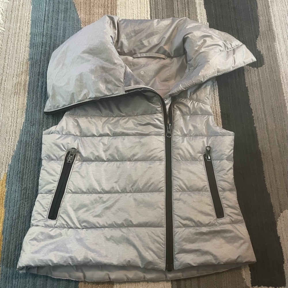 Zella. Vest. Gray. XS (5/6) EUC